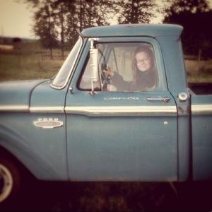 Meet your Posher, Brooke